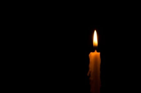 Fabrication des cierges &agrave; Besan&ccedil;on : un savoir-faire artisanal pr&eacute;serv&eacute;